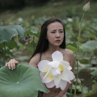 Cười 24h - Tin vịt: Cụ ông 92 tuổi kiện phim tắm khỏa thân