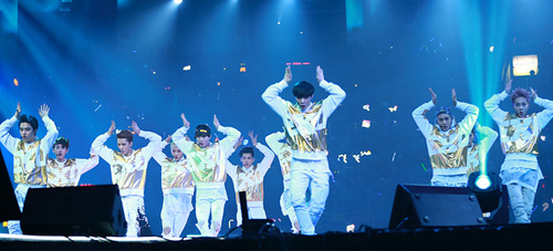 Dàn sao “khủng” mừng sinh nhật Thành Long - 3