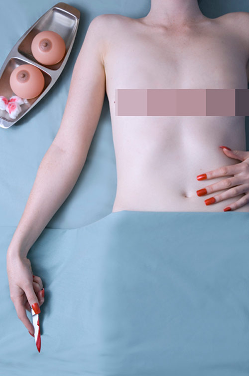 Những hình ảnh kinh dị về việc làm đẹp - 7