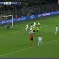 Bóng đá - Video: Real thoát hiểm nhờ Casillas