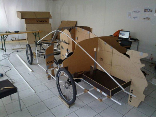 Porsche 911 Gold "nhái" giá 380 triệu đồng - 3