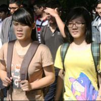 Giáo dục - du học - Thi ĐH: Lúng túng khi trường đổi khối thi