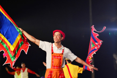 Khai mạc Festival Huế 2014:  Hoành tráng, ấn tượng - 11