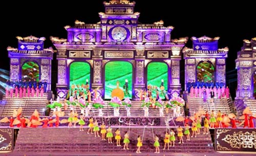 Khai mạc Festival Huế 2014:  Hoành tráng, ấn tượng - 5