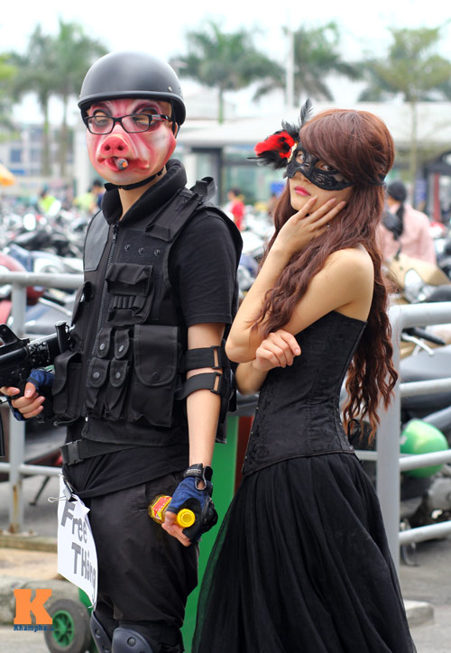 Giới trẻ Hà thành lạ lẫm với đồ cosplay - 2