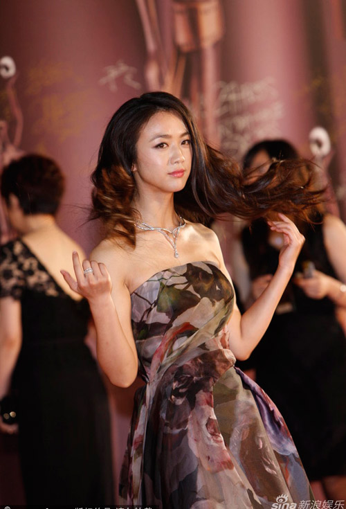 Sao Hoa ngữ lộng lẫy trên thảm đỏ Kim Tượng - 7