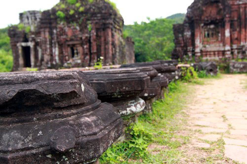 Hành trình núi, gió, cát, sóng và đền tháp Champa - 6