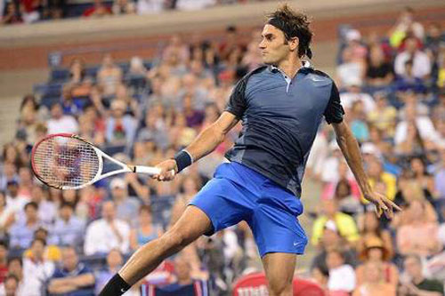 Federer: Top 10 cú smash trái tay tuyệt đẹp - 1