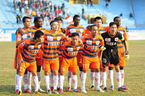 Nghi án bán độ ở Ninh Bình: Thủ môn Mạnh Dũng phủ nhận tham gia - 1