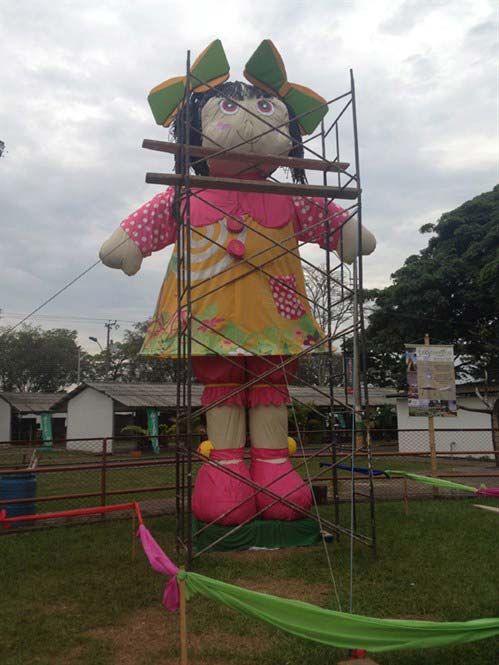 Búp bê vải lớn nhất thế giới - 2