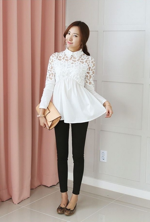 Nữ công sở "táo bạo" với áo ren - 8