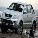 Ô tô - Xe máy - Xe Hilux của Toyota cũng bị lỗi túi khí