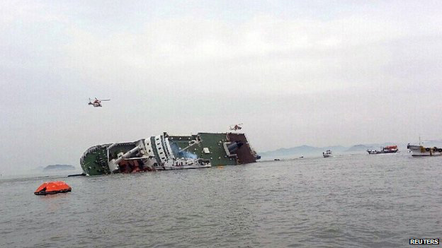 Hàn Quốc: Đắm phà giữa biển, 450 người cầu cứu - 1