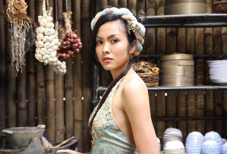 Ngắm đôi vai trần nuột nà của Tăng Thanh Hà - 9