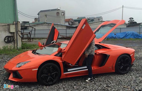 Lamborghini aventador màu cam bất ngờ về quảng ninh