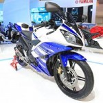 Ô tô - Xe máy - Xe côn tay Yamaha R15 mới có giá 51,5 triệu đồng