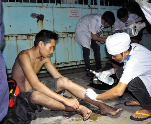 Cháy suốt đêm ở công ty hóa chất - 5