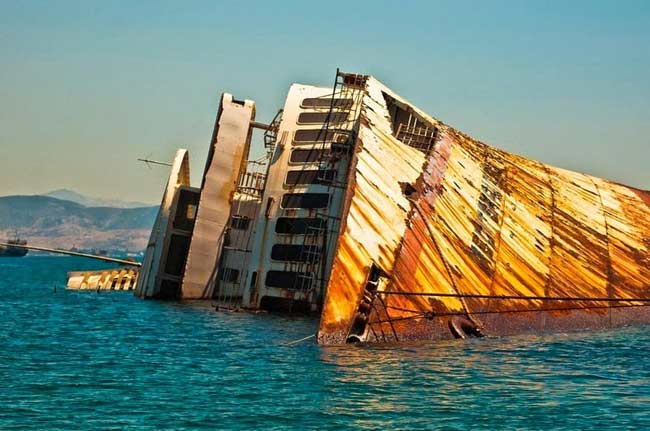 Do tình hình tài chính của công ty, tàu Mediterranean Sky đã bị thu giữ vào năm 1997 khi đang ở Patras.&nbsp;Hai năm sau, nó đã được kéo đến Vịnh Elus (Hy Lạp) và bị bỏ tại đó.&nbsp;
