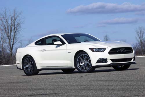 Ford Mustang 50 Year Limited Edition trình làng - 3