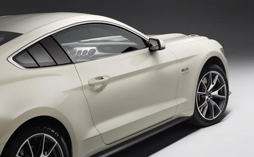 Ford Mustang 50 Year Limited Edition trình làng - 5