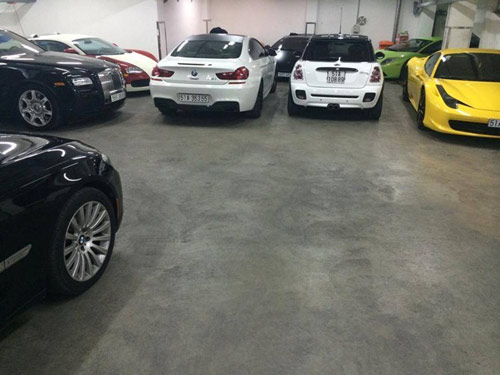 Lộ ảnh garage siêu xe triệu đô của đại gia sài thành