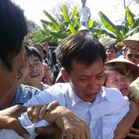 Ông Chấn yêu cầu Tòa Tối cao xin lỗi