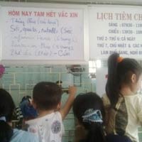 Tin tức trong ngày - Đà Nẵng: Ồ ạt mang con đi tiêm phòng bệnh sởi