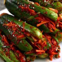 Ẩm thực - Ngon cơm ngày nắng với kim chi dưa leo giòn rụm