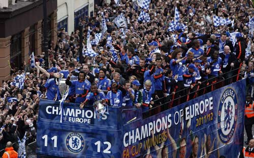 Chelsea lên kế hoạch ăn mừng vô địch - 1