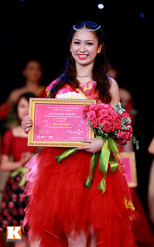 Nữ sinh Hà thành duyên dáng "đọ" tài sắc - 10