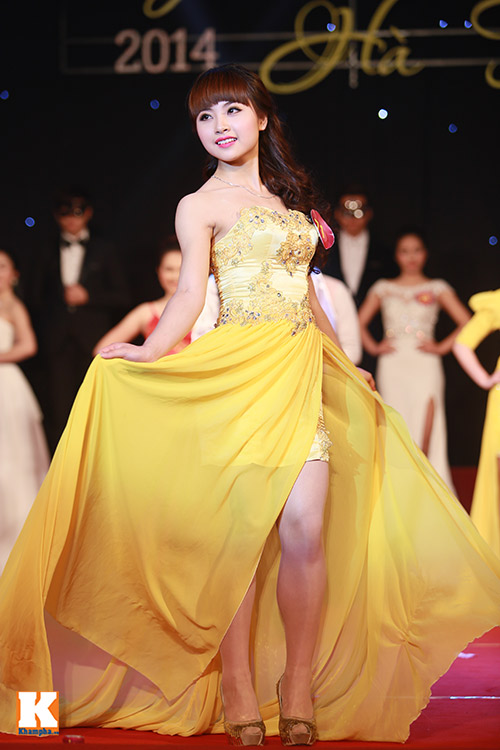 Nữ sinh Duyên dáng Hà thành yêu kiều với đầm dạ hội - 7