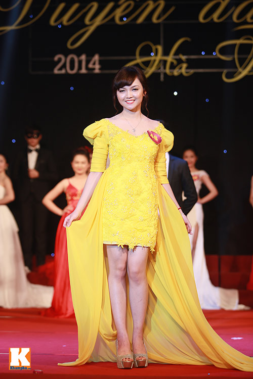 Nữ sinh Duyên dáng Hà thành yêu kiều với đầm dạ hội - 10