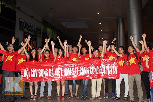 U19 Việt Nam rộn ràng ngày trở về - 1