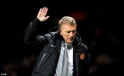 Fan Man City "năn nỉ" MU giữ chân Moyes - 3