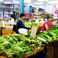 Thị trường - Tiêu dùng - Giá tiêu dùng TP HCM tiếp tục giảm