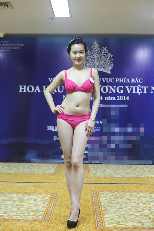 Thí sinh Hoa hậu Đại Dương lộ vòng eo ngấn mỡ - 1