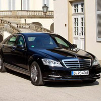 Ô tô - Xe máy - Mercedes-Benz S-Class Pullman lần đầu lộ diện