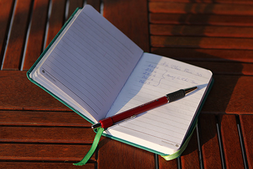 Lục túi hàng hiệu của người đẹp Hoàng Ny - 16