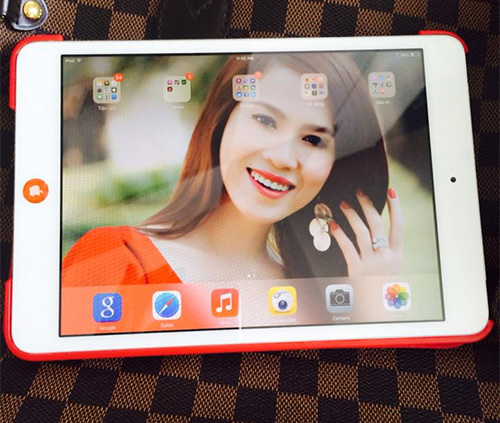 Lục túi hàng hiệu của người đẹp Hoàng Ny - 19