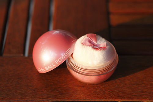 Lục túi hàng hiệu của người đẹp Hoàng Ny - 6