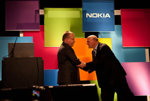 Nokia chính thức về tay Microsoft - 1