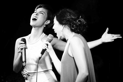 Nguyên Thảo, Uyên Linh khiến khán giả thích thú - 3
