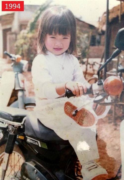 Ảnh thơ ấu dễ thương của sao Việt - 2