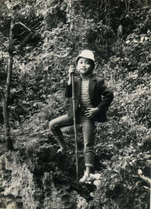 Ảnh thơ ấu dễ thương của sao Việt - 11