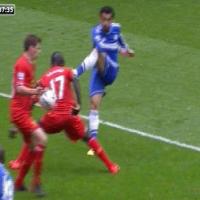Bóng đá - Video: Chelsea bị từ chối quả penalty