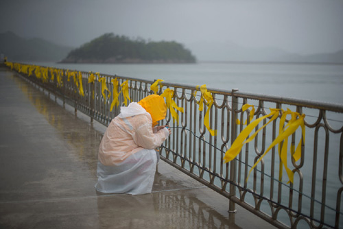 Dân HQ hủy "tuần lễ vàng" vì thảm kịch phà Sewol - 1