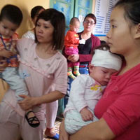 Tin tức trong ngày - Tâm sự BS trong mùa dịch: "Con tôi bảo bố nghỉ việc đi"