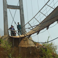 Tin tức trong ngày - Khởi tố vụ án hình sự lật cầu "tử thần" Chu Va 6