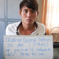 Pháp luật - Bị bắt quả tang khi định hiếp dâm