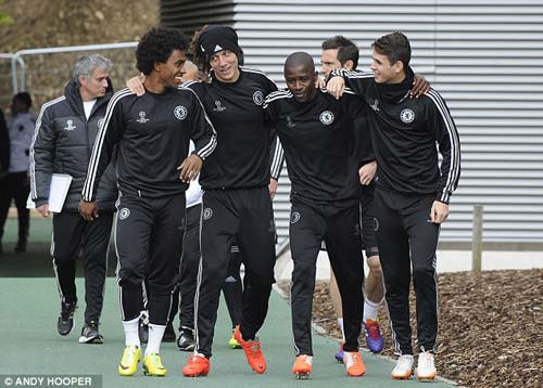 Hàng loạt trụ cột Chelsea trở lại - 4